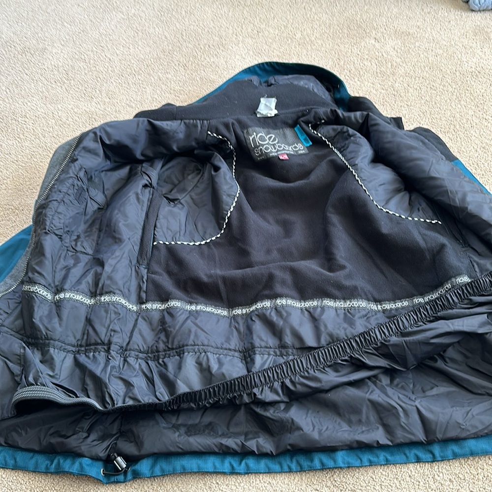 Ride snowboards jacket - Picture 8 of 16